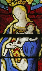 Vitrail représentant la Vierge Marie